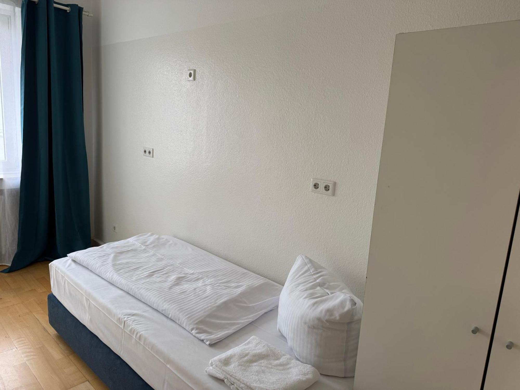 Graf-Adolflux Apartamento Düsseldorf Exterior foto