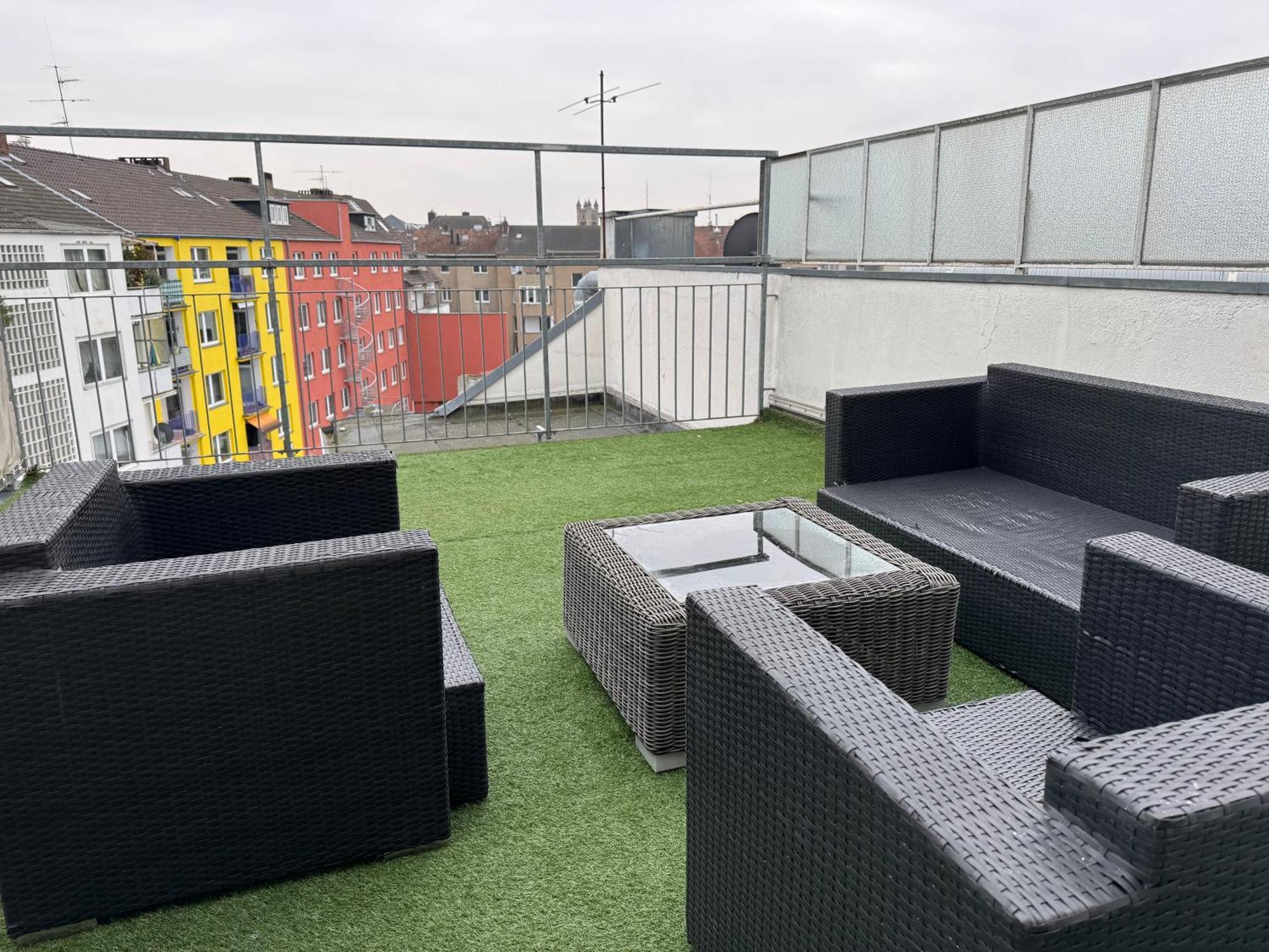 Graf-Adolflux Apartamento Düsseldorf Exterior foto