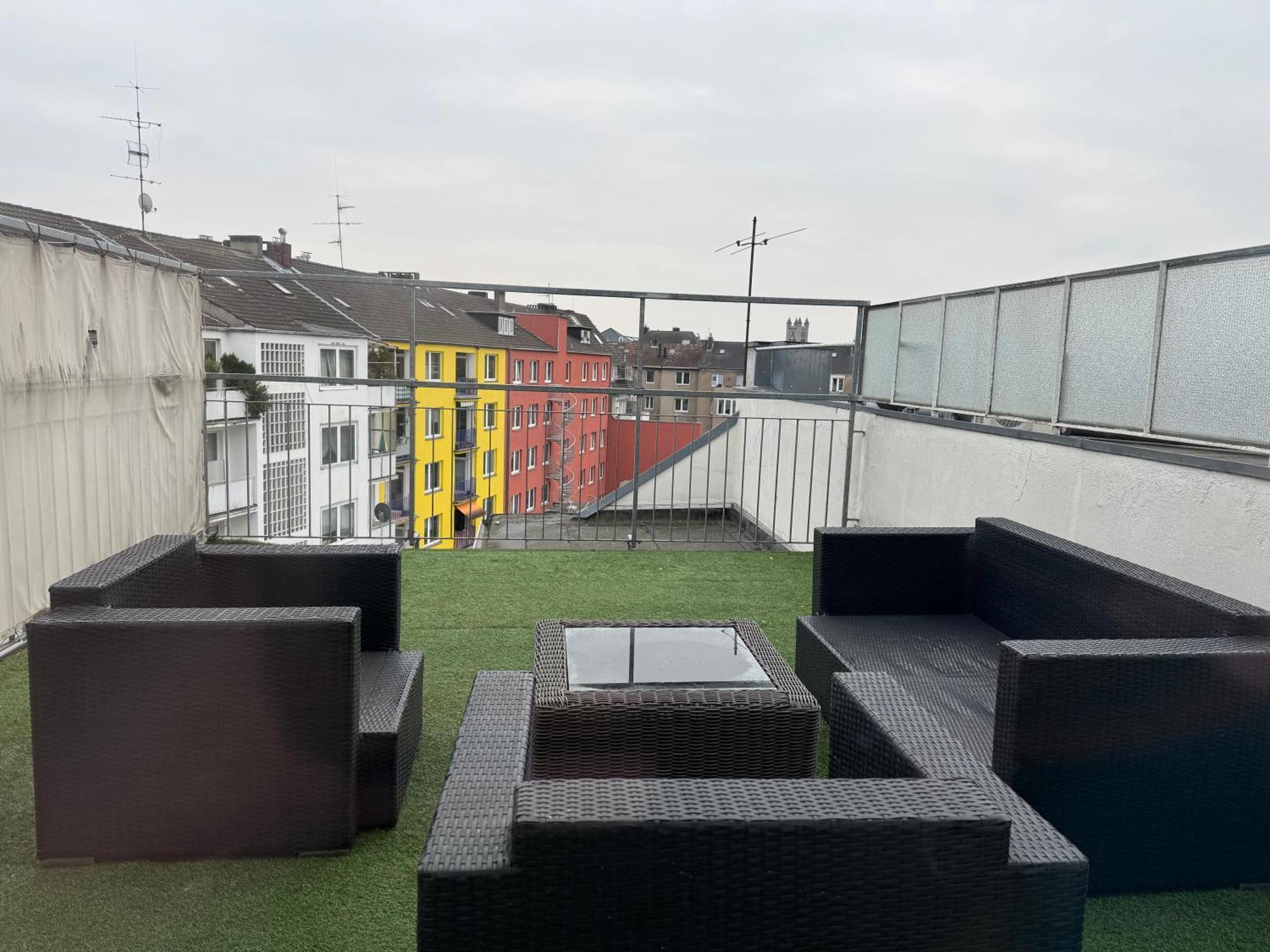 Graf-Adolflux Apartamento Düsseldorf Exterior foto
