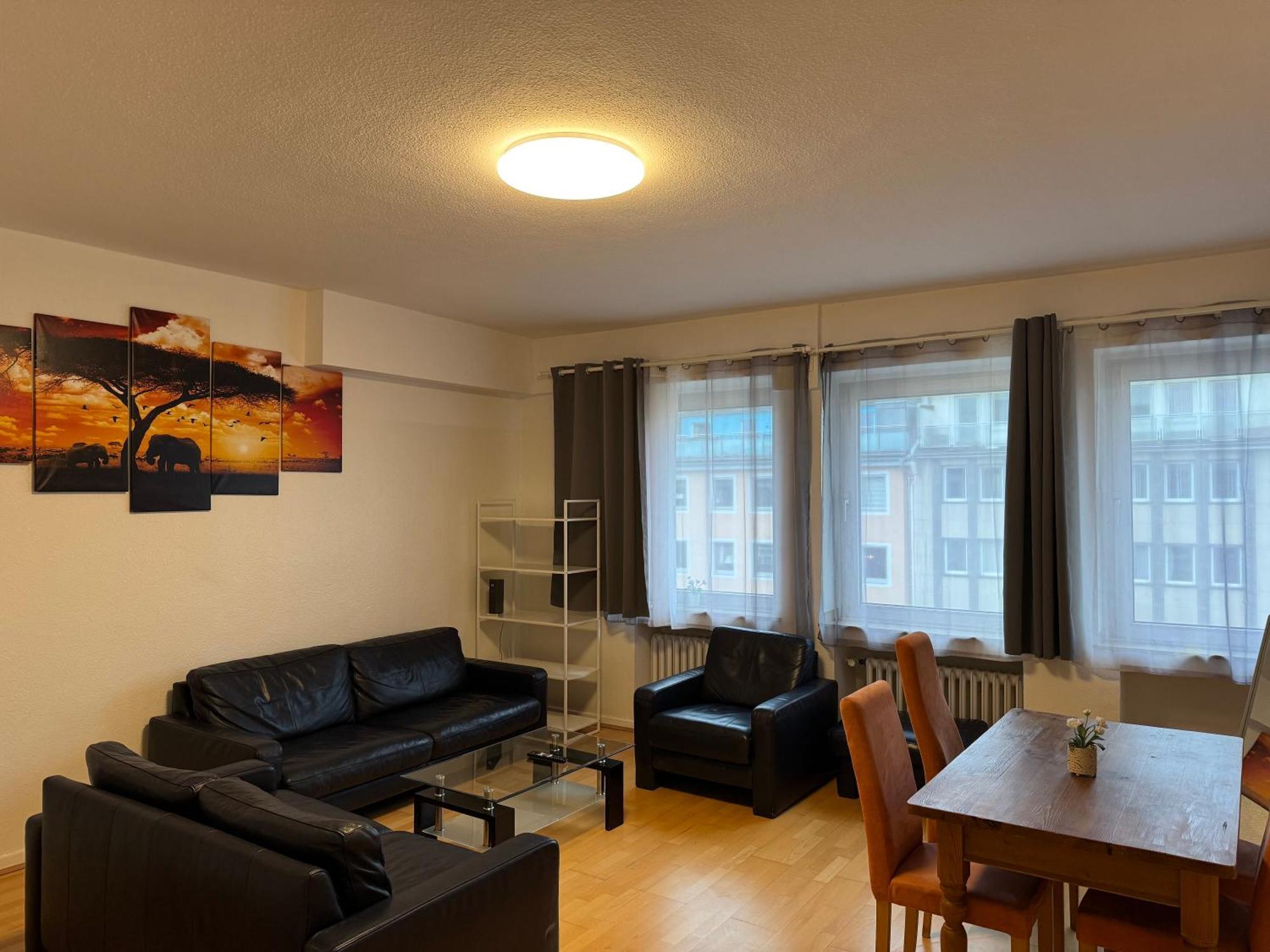Graf-Adolflux Apartamento Düsseldorf Exterior foto