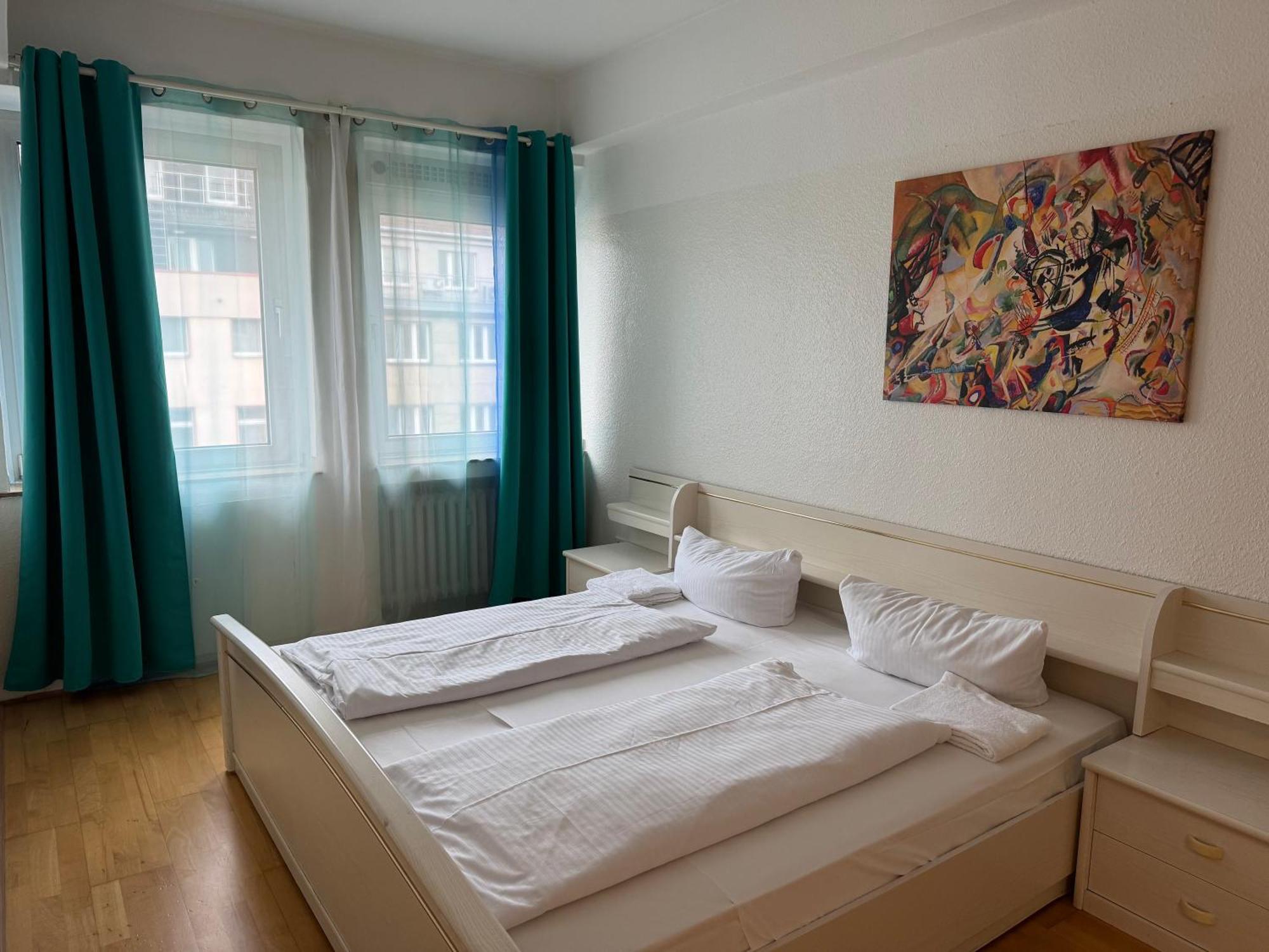 Graf-Adolflux Apartamento Düsseldorf Exterior foto