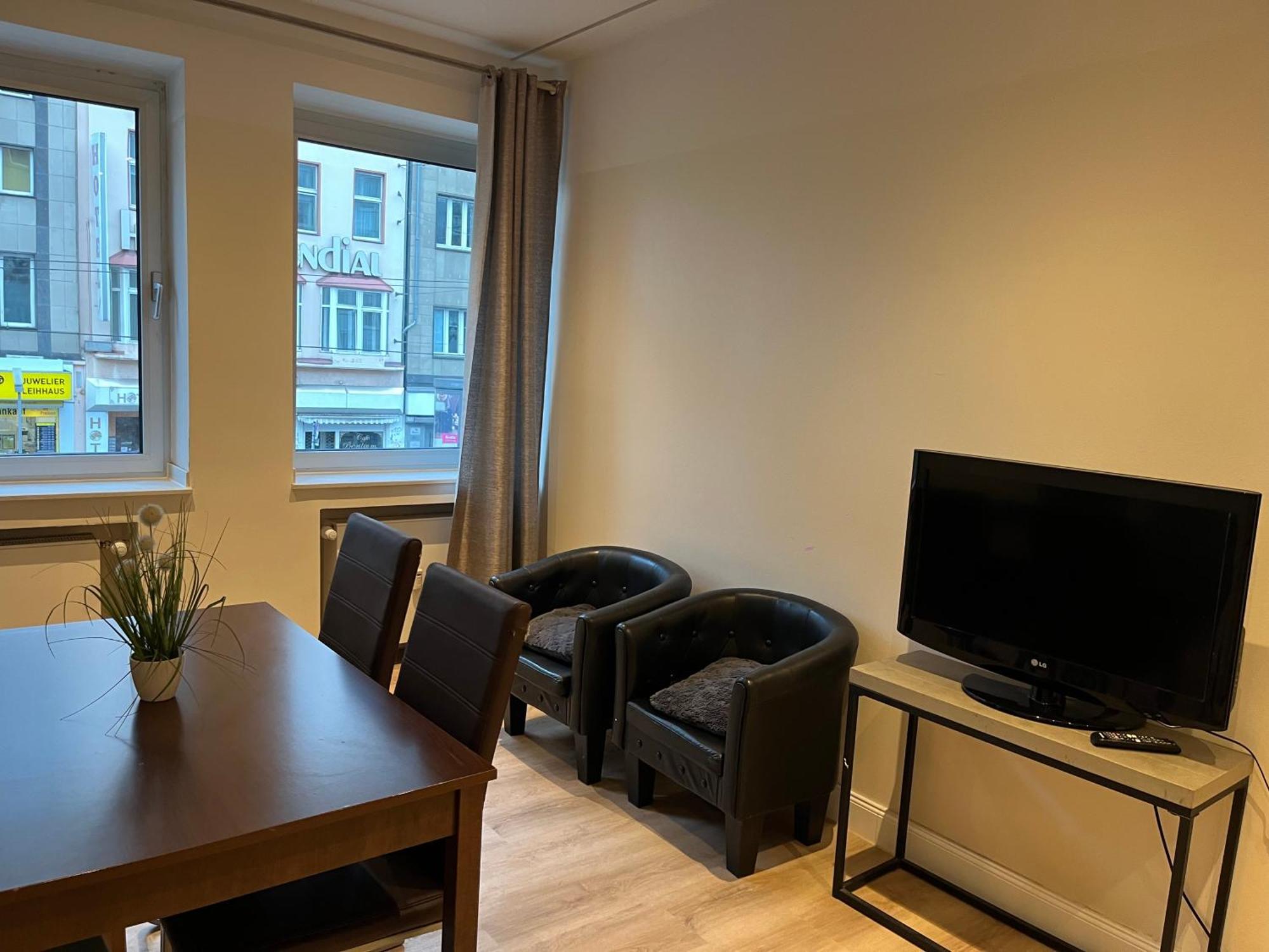 Graf-Adolflux Apartamento Düsseldorf Exterior foto
